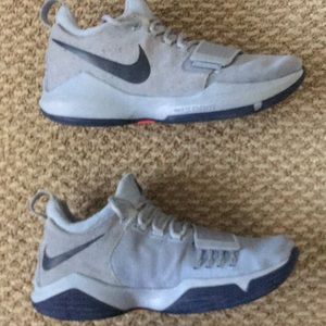 Nike pg1 grey